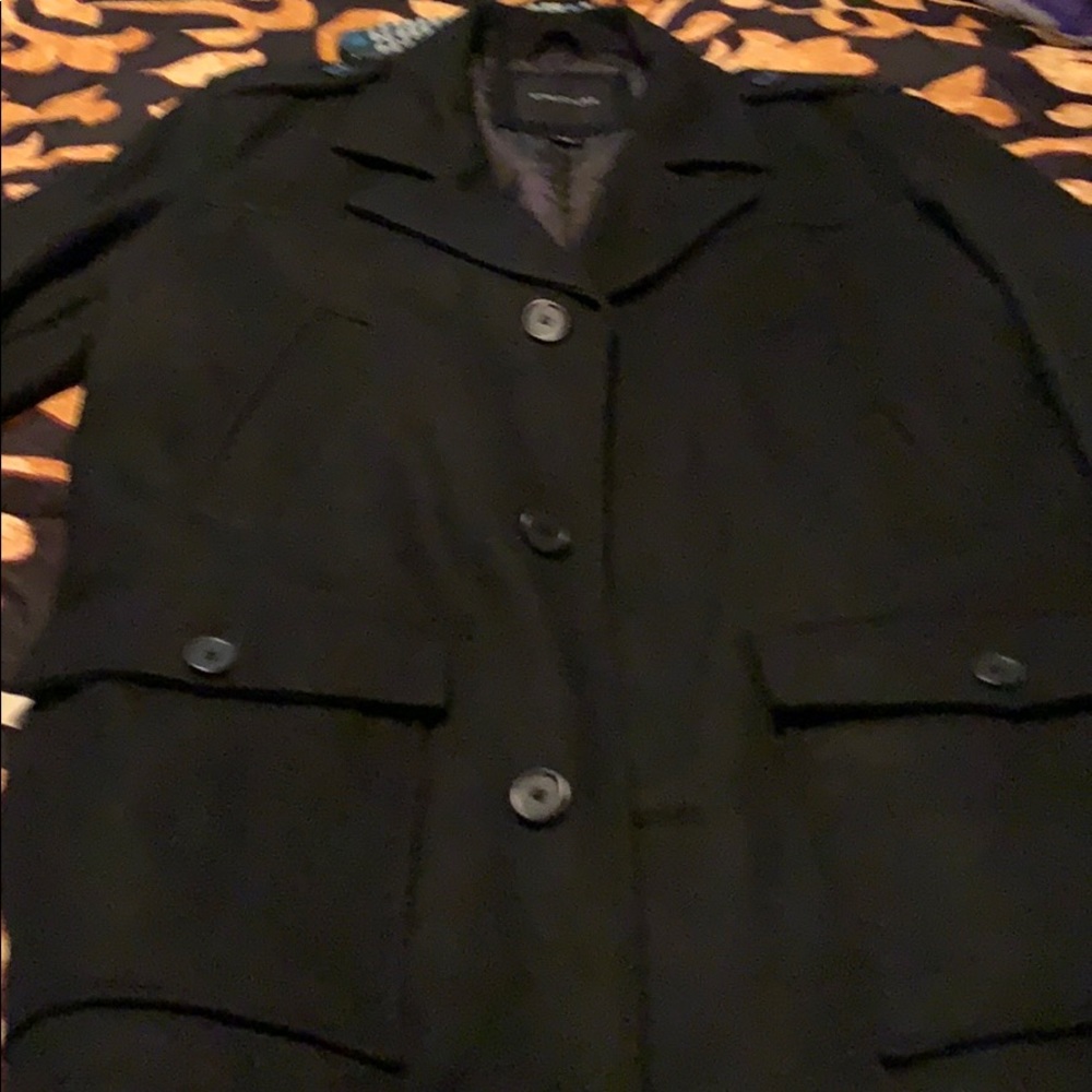 Structure over coat - Picture 3 of 8
